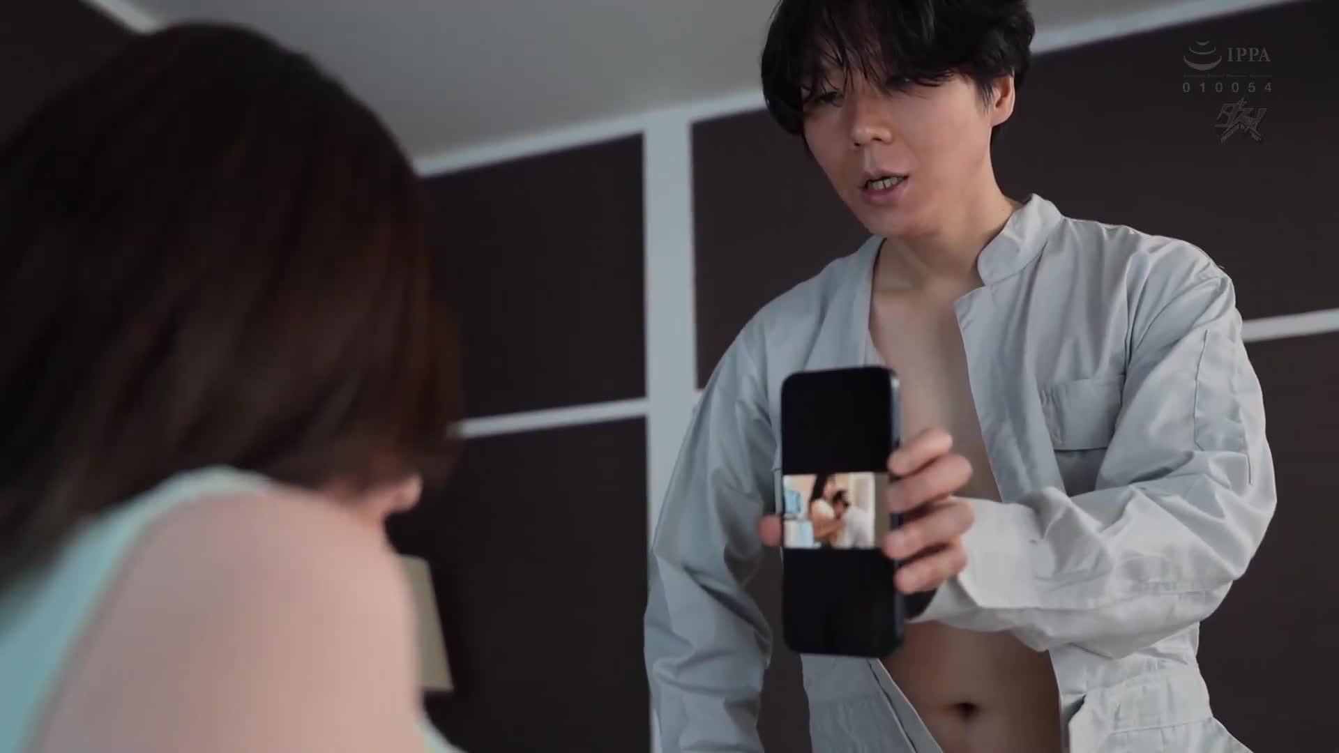 完全攻略完成。没有丈夫的下午，爆乳后宫人妻集团NTR。真木今日子、 美泉咲、初音实 - AV大平台-中文字幕,成人影片,AV,国产,线上看