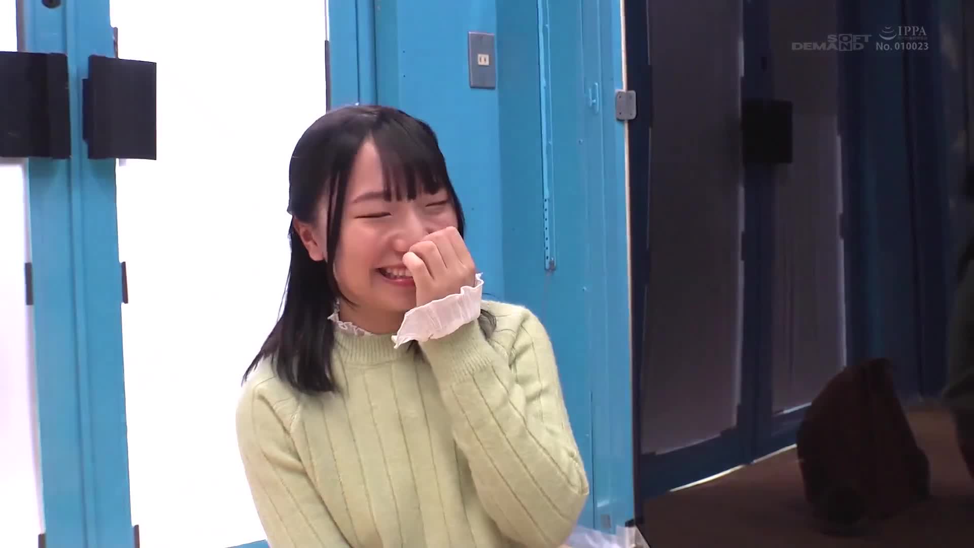 【ユーザーリクエスト新企画】マジックミラー号 女子大生【かすみちゃん】 牛乳浣腸して身体のお悩み解決しませんか？桃色アナルからミルク大量噴射！敏感になった肛門にデカチン貫通で初めてのケツ穴アクメ！ - AV大平台-中文字幕,成人影片,AV,国产,线上看