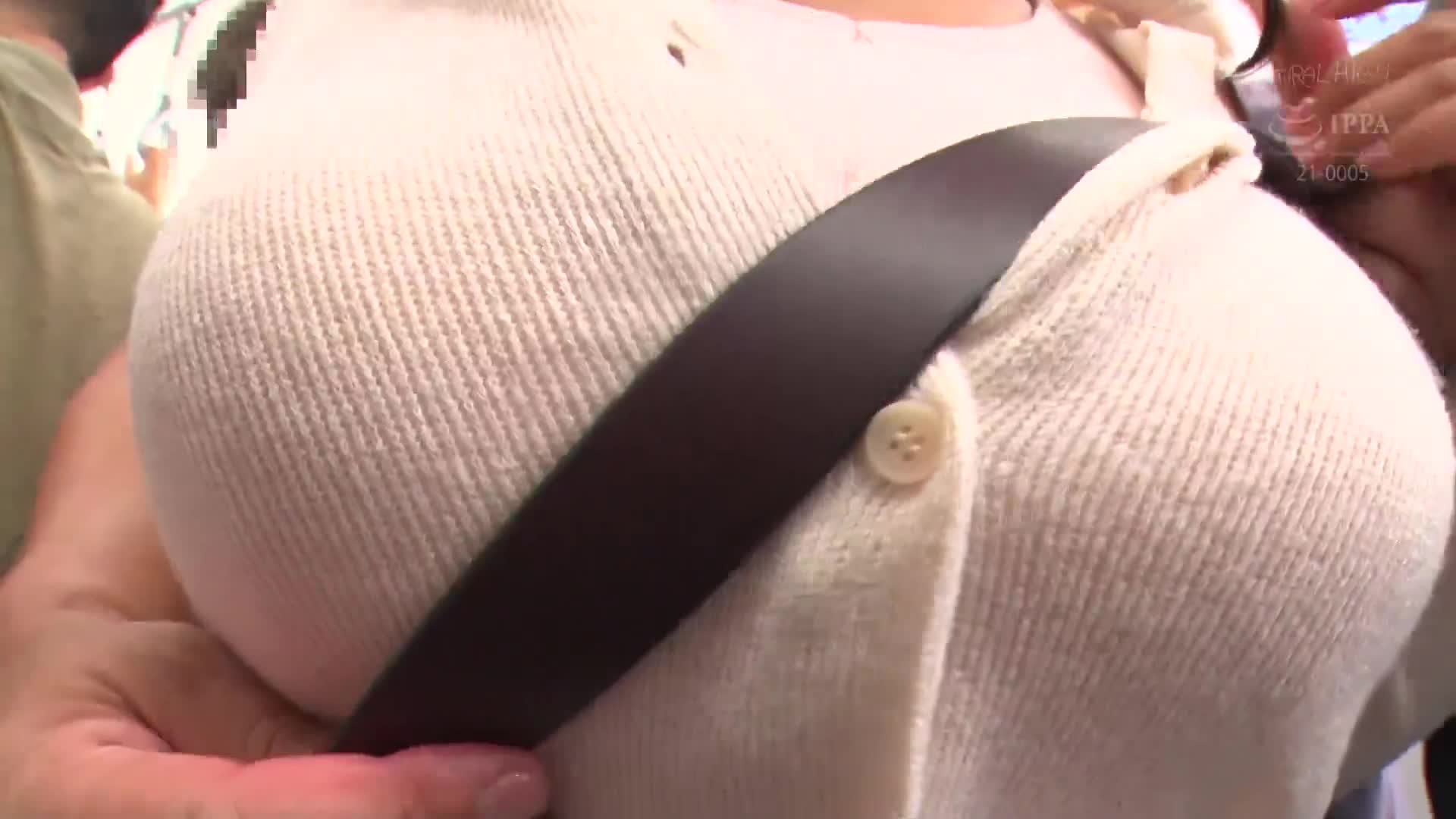 固执地隐藏乳头的巨乳女孩，直到双手感到舒适无防御为止，坚持按摩油！2 - AV大平台-中文字幕,成人影片,AV,国产,线上看