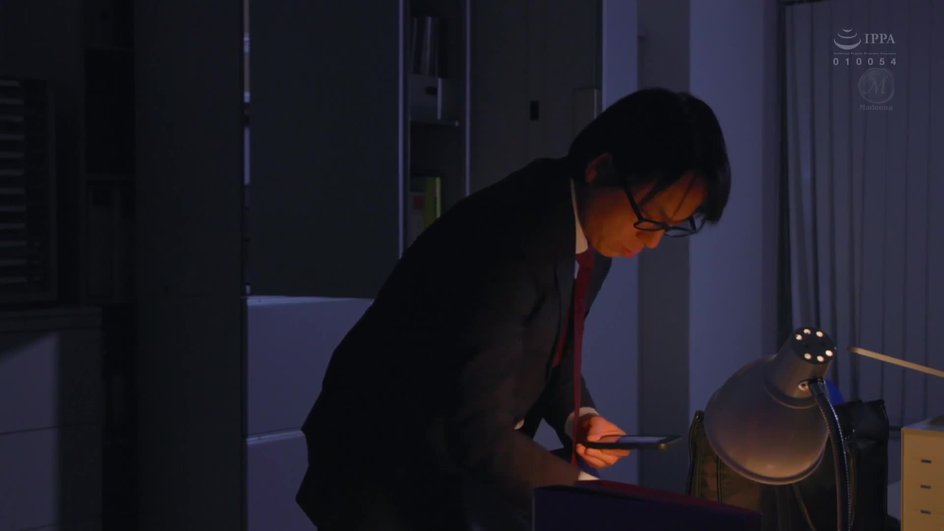 Married woman secretary, creampie sex in the president&#039;s office filled with sweat and kissing, &#039;Tomoda Maki&#039; finally resumes activities. A dream collaboration between &quot;Secretary&quot; and &quot;MONROE&quot; is realized... - AV大平台-Chinese Subtitles, Adult Films, AV, China, Online Streaming