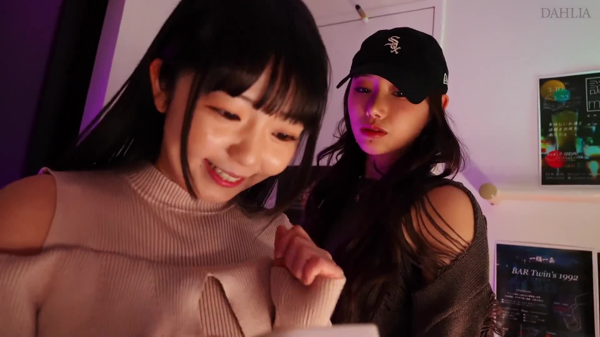 The footage of a revenge of a pure and neat college girl from Minato Ward who got too cocky has been fucked by a Minato Ward gal has been viewed 3 million times. Mitsuha Chiharu - AV大平台-Chinese Subtitles, Adult Films, AV, China, Online Streaming