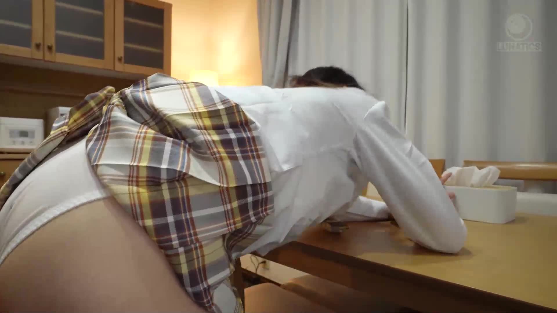 部活女子姪子的器械体操臀部无法忍耐，被叔叔的大鸡巴开发了菊花，因此深深迷恋柔软的肛门性爱，肛门中出真是让人满足。 坂本里绪 - AV大平台-中文字幕,成人影片,AV,国产,线上看