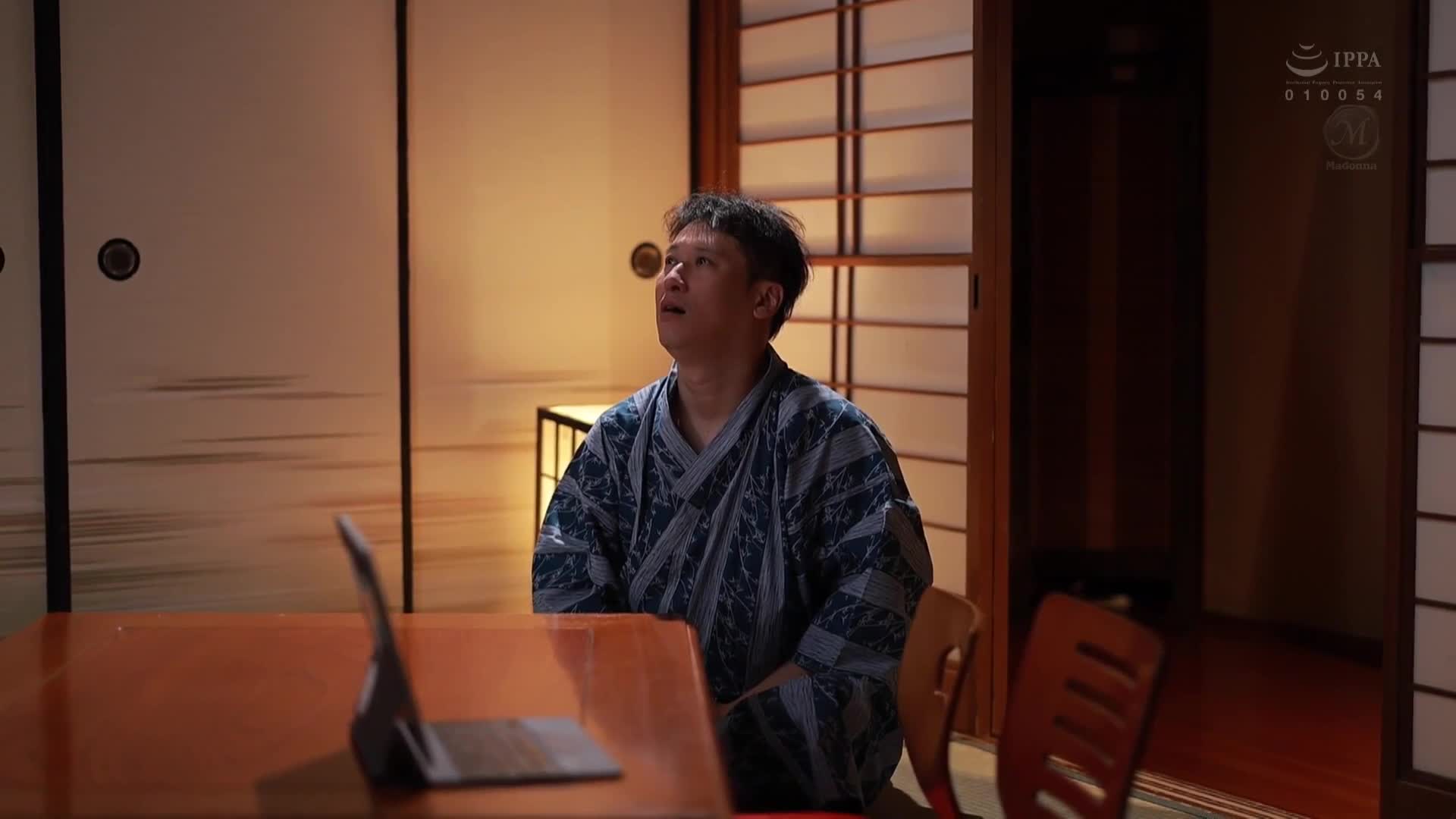 I absolutely can&#039;t tell my wife that I got my mother-in-law pregnant... During a two-day and one-night hot spring trip, I completely lost control and ejaculated inside. Morinaga Ayaka - AV大平台-Chinese Subtitles, Adult Films, AV, China, Online Streaming