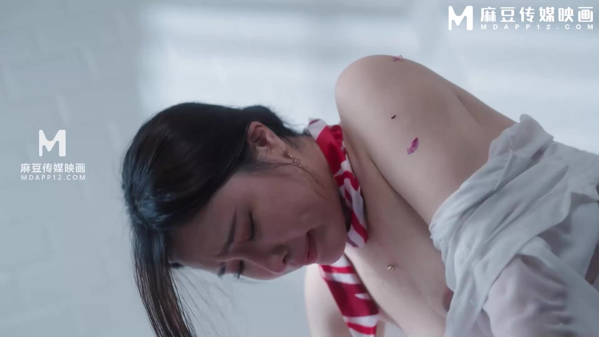 蓝天航空公司的空姐EP1 升迁下的性爱调教 艾熙 艾悠 - AV大平台-中文字幕,成人影片,AV,国产,线上看