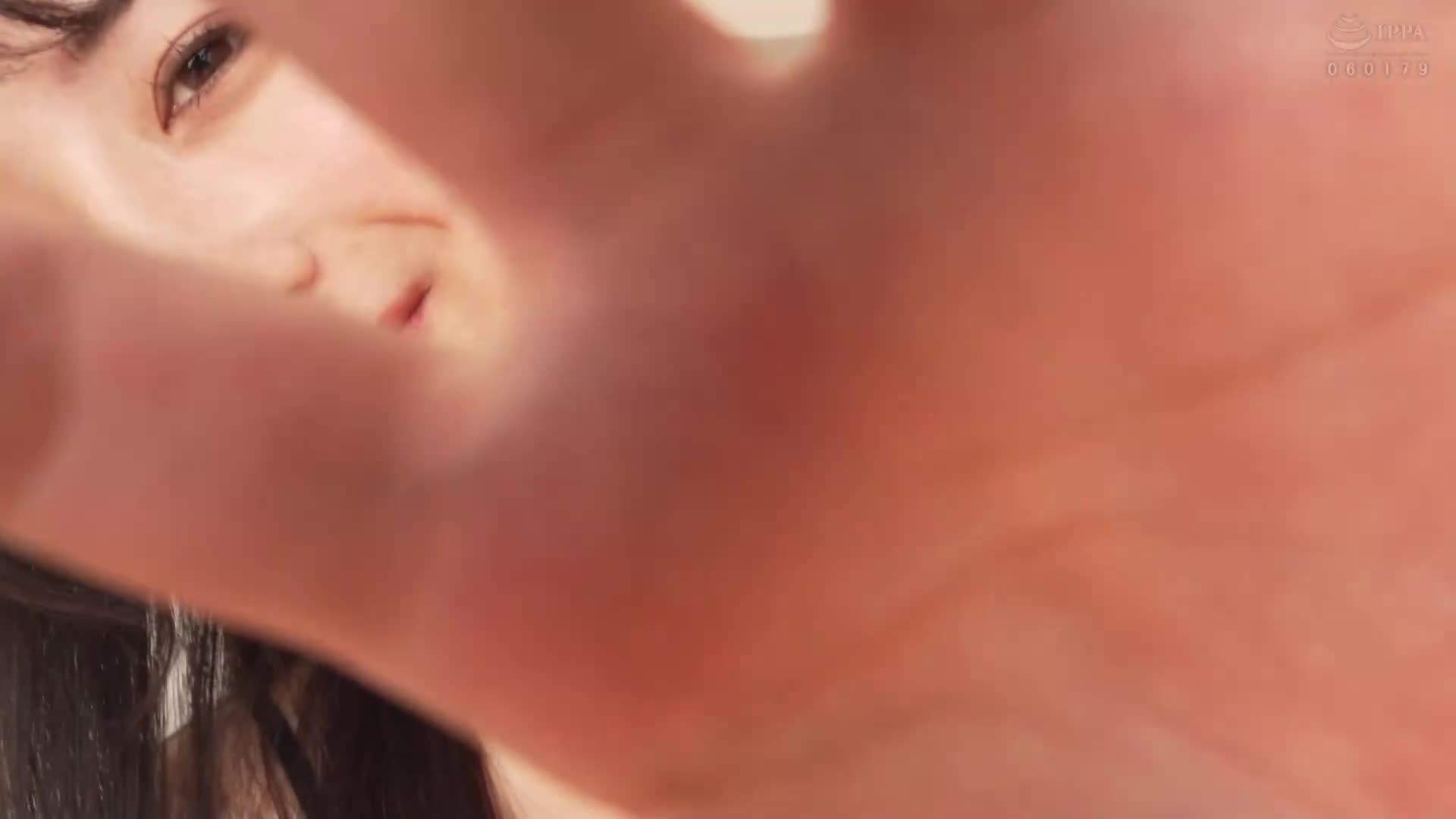 I found out that my neighbor&#039;s loud and huge ass was shown and masturbated, but when I tried to open up, it turned out to be a godly turn! This is the opportunity to experience a devastating body many times. - AV大平台-Chinese Subtitles, Adult Films, AV, China, Online Streaming