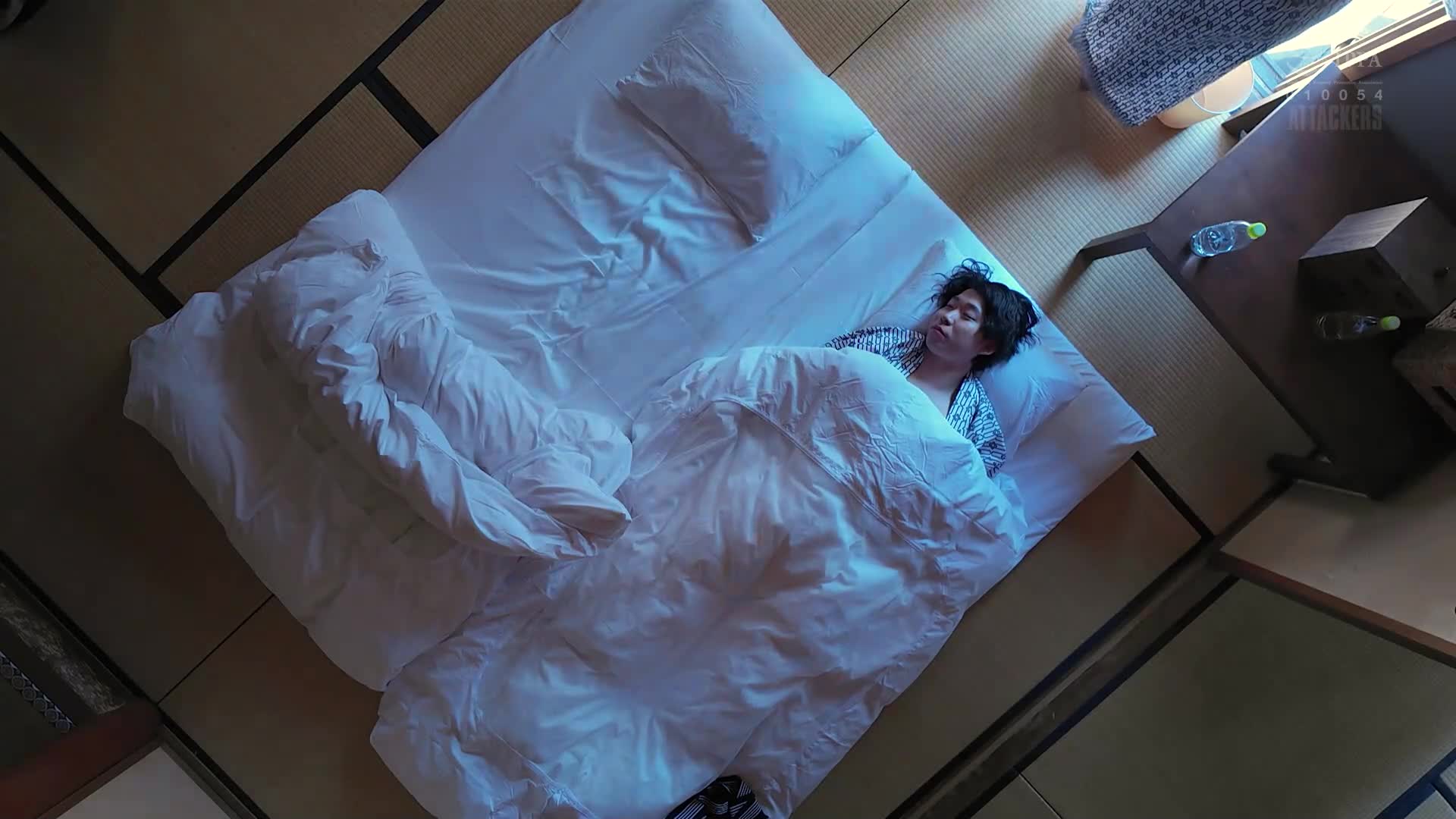 在这个没有人认识我们的地方，忘却一切，尽情射精直到天亮，疯狂的温泉之旅。美园和花。 - AV大平台-中文字幕,成人影片,AV,国产,线上看