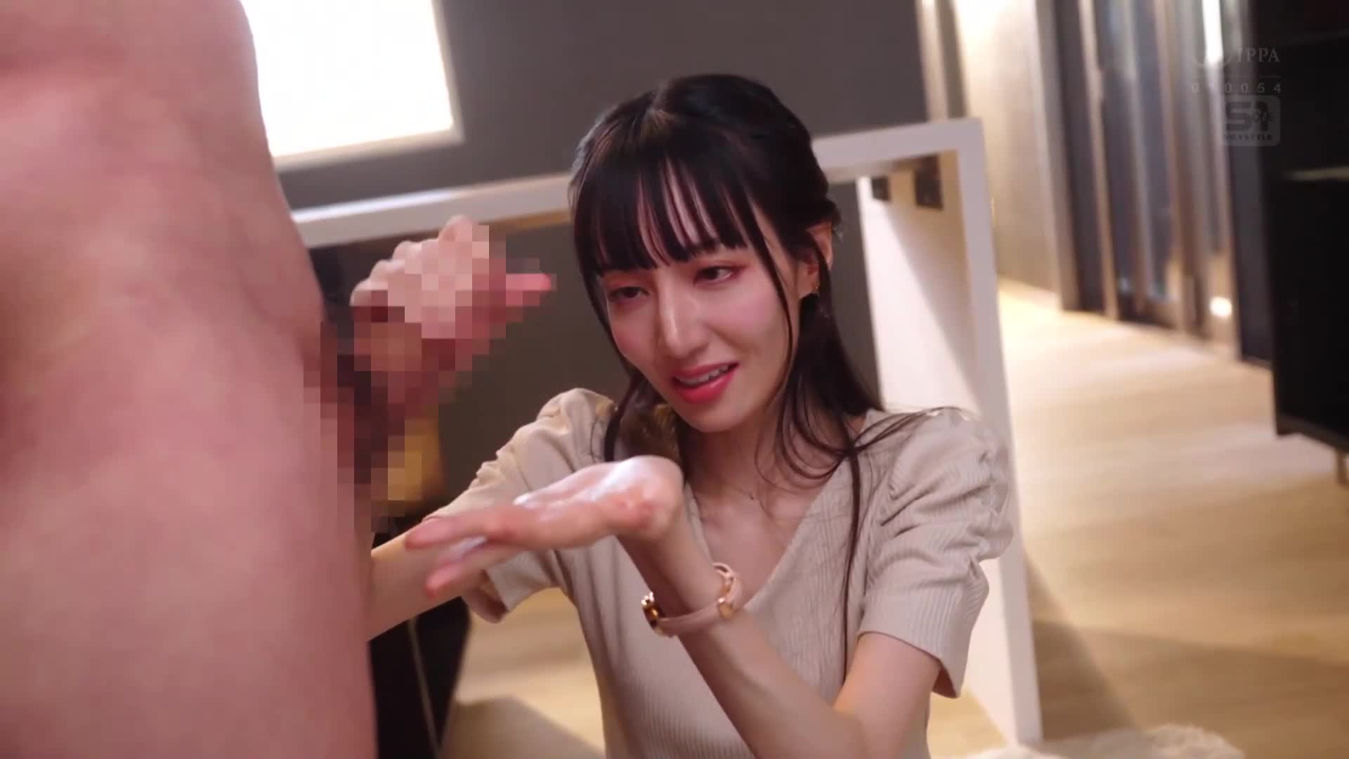 After graduating from an idol, her work has dropped dramatically... The weather girl is about to make a comeback, and as a result of enduring extreme sexual harassment... she finally begins to want a dick. Ishida Yoshiren - AV大平台-Chinese Subtitles, Adult Films, AV, China, Online Streaming