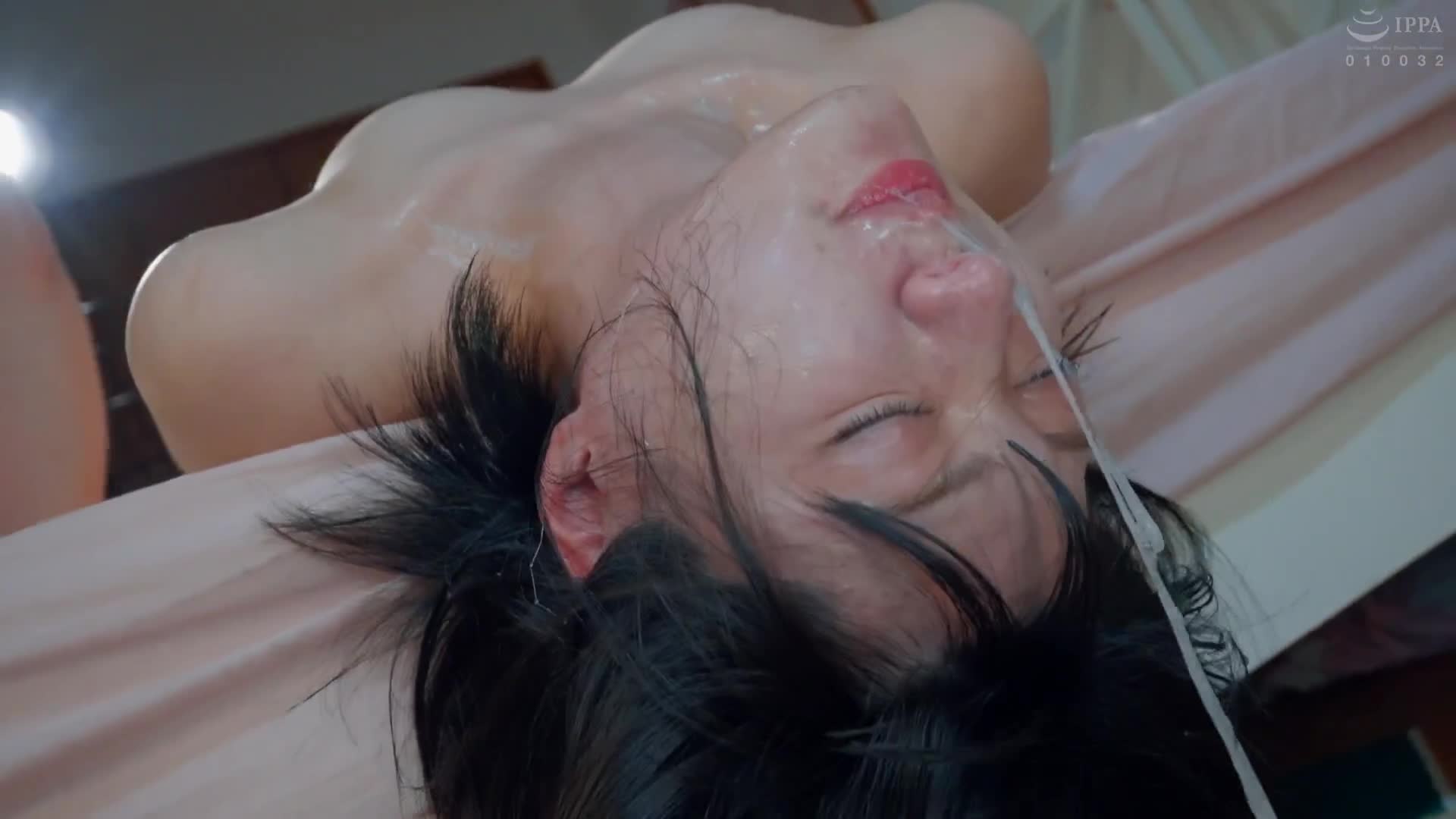 宅男女儿变得叛逆，单亲母亲无法应对，只好聘请男性帮助性爱治疗 - AV大平台-中文字幕,成人影片,AV,国产,线上看