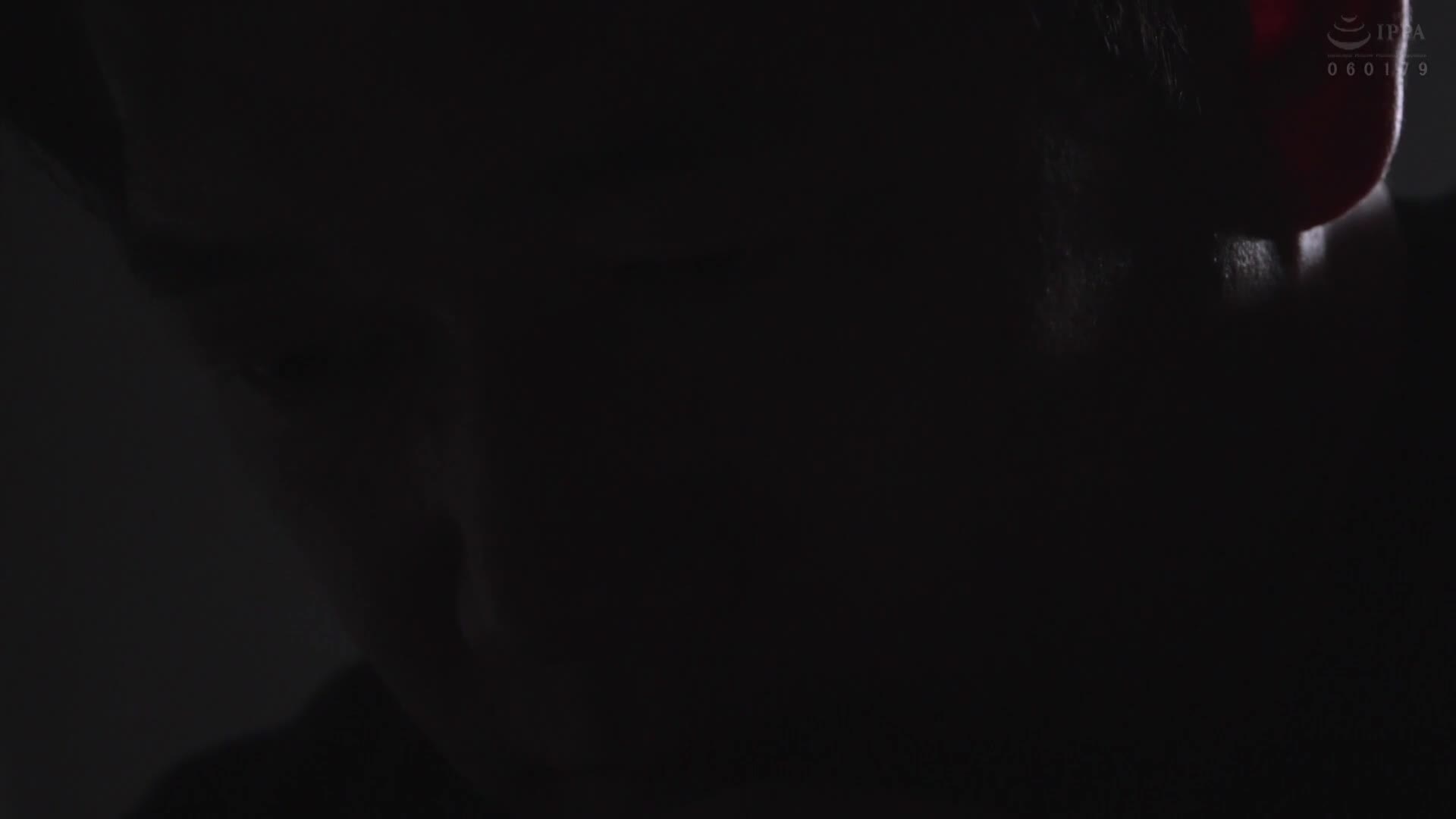 露出狂的性愛遊戲，讓愛妻吸吮其他男人的陽具，讓變態丈夫對她搖擺的巨大屁股勃起，讓變態妻子因嫉妒而破裂，想要被粗大的陽具懷孕的瘋狂懷孕活動。 - AV大平台 - 中文字幕，成人影片，AV，國產，線上看