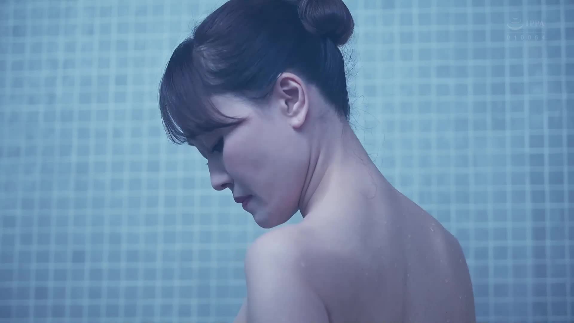 洗完澡后，丈夫的家人全都聚在一起了。 ～家庭温泉团聚～ 百野真利奈 - AV大平台-中文字幕,成人影片,AV,国产,线上看