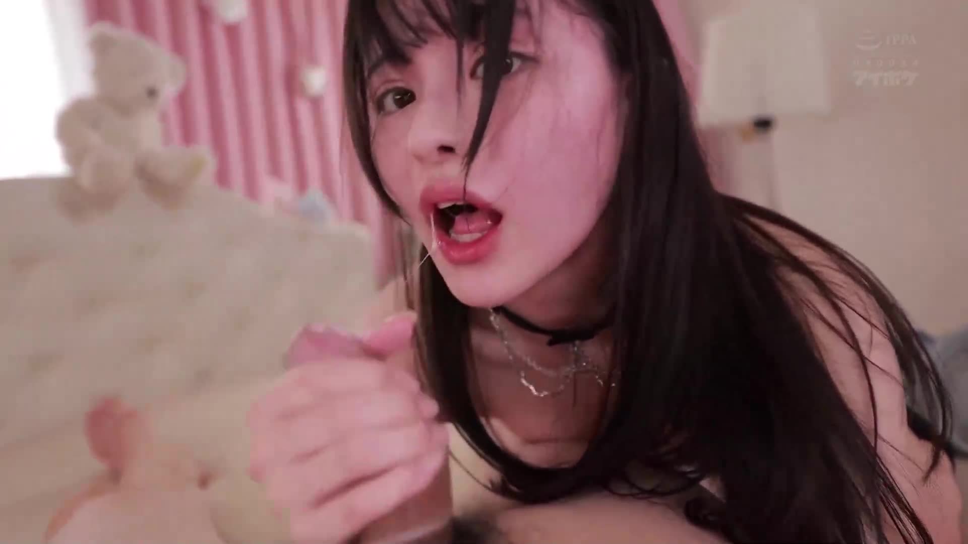 [AI解码版]十年后再次与幼时玩伴相遇，如今已成为全民偶像的她竟​​然以小恶魔般的短裙诱惑处男的我！ ？在她的掌控下，我被榨干了十次，持续两天…。山田铃奈 - AV大平台-中文字幕,成人影片,AV,国产,线上看