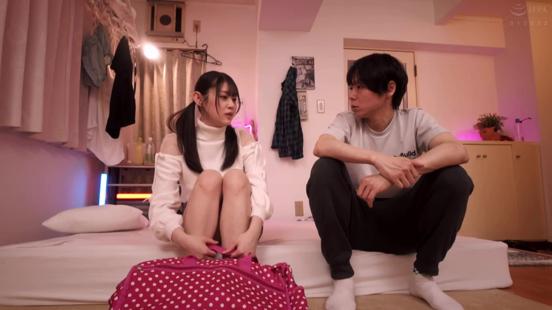 刚来到京都的家里逃走的女孩被留宿在性爱房间里，被性爱狂热者们轮流连续10小时不断地性交，结果她的人格崩溃并达到高潮！ 3 - AV大平台-中文字幕,成人影片,AV,国产,线上看