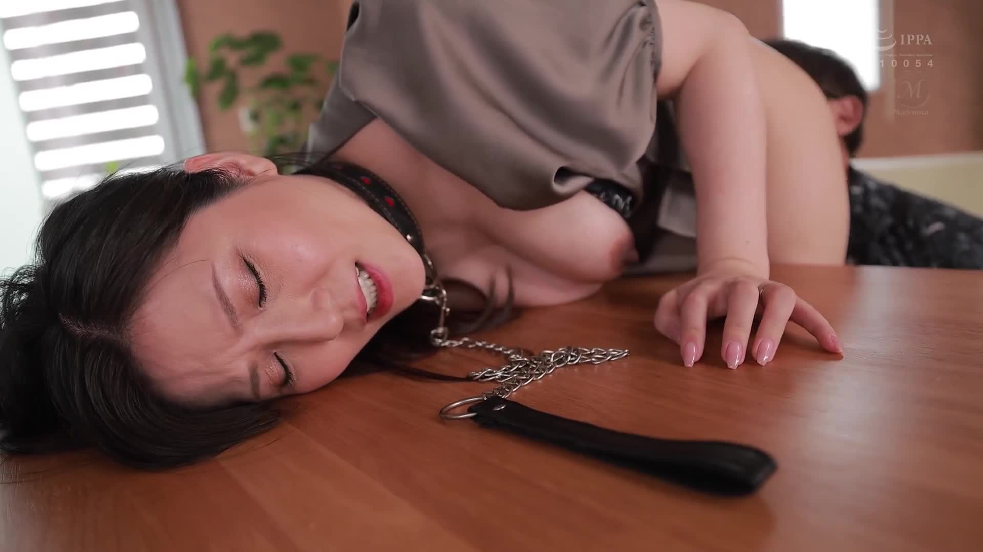 我是人妻的肉便器，可以暂借。直到射出10次才能离开，顺从邪恶成金老爹的上门。椎名由奈 - AV大平台-中文字幕,成人影片,AV,国产,线上看